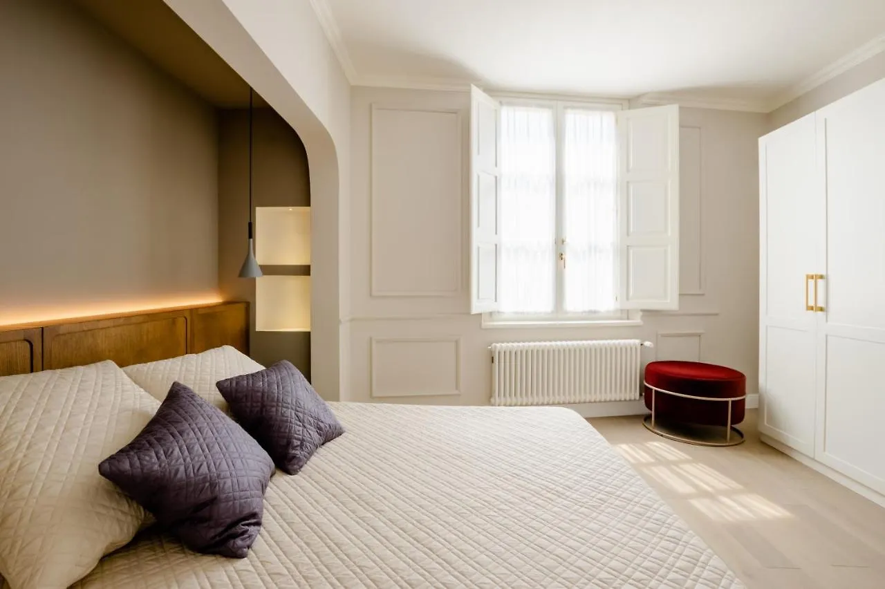 Art Apartment Luxury Santo Spirito Suite Florens